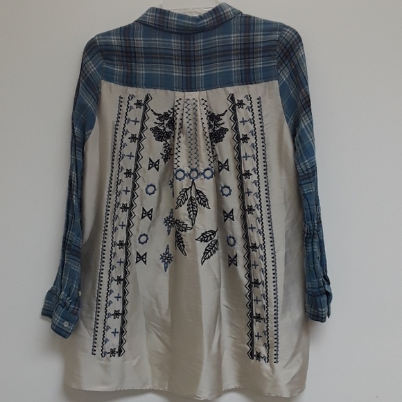 Jane & Delancey Button Up Plaid Shirt - Picture 7 of 8